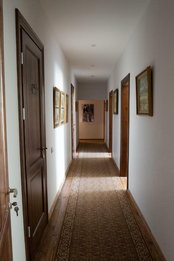 Апартаменты Bear Manor Lacu Muizina Pale Экстерьер фото